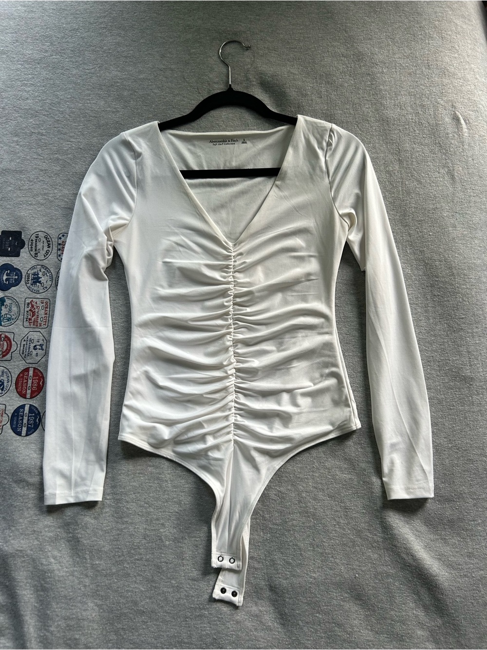 Abercrombie Ruched V-Neck Long Sleeve White Bodysuit